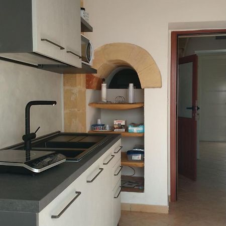 Dimora Donna Iolanda Apartment Leverano Exterior photo