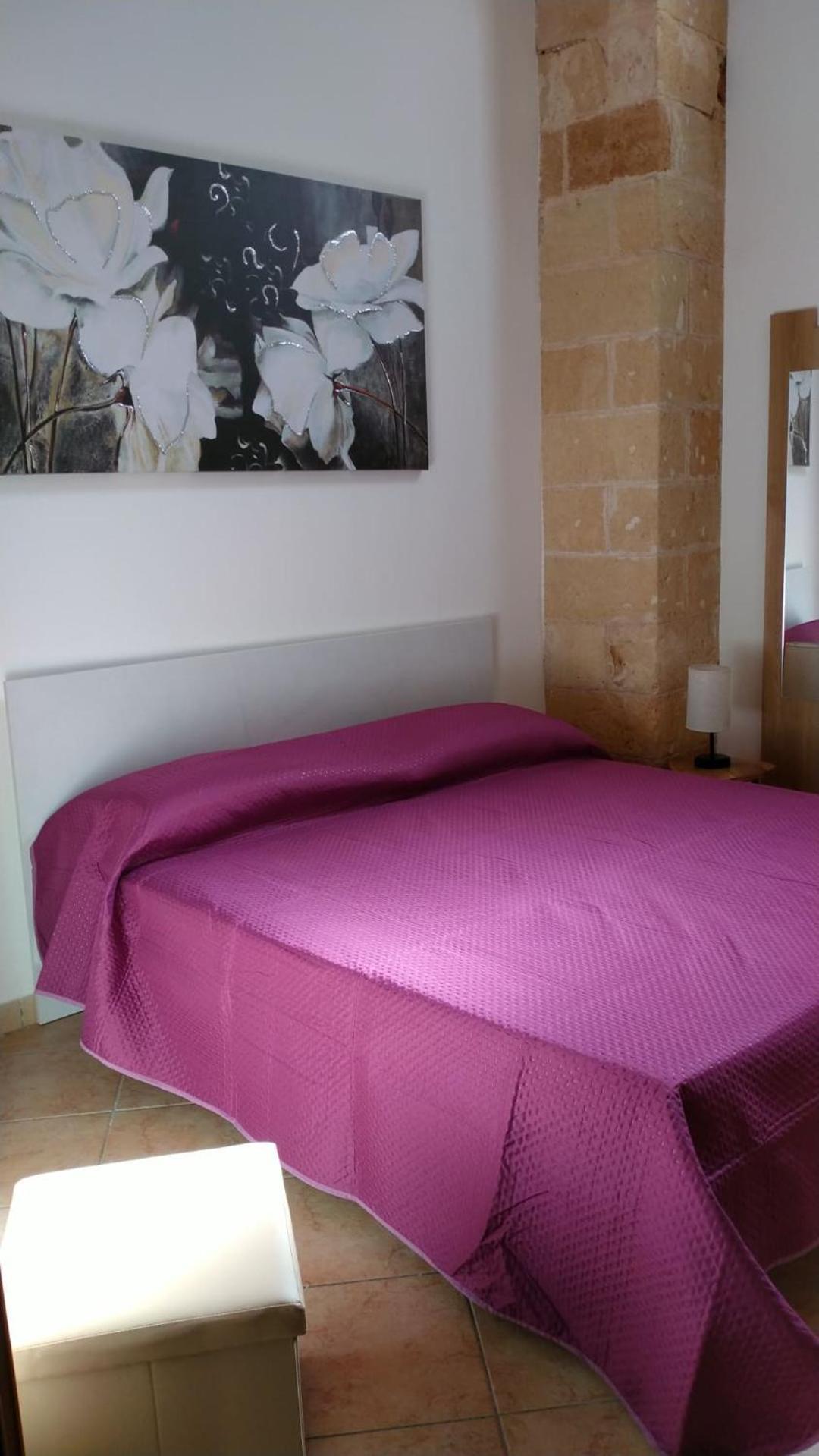 Dimora Donna Iolanda Apartment Leverano Exterior photo